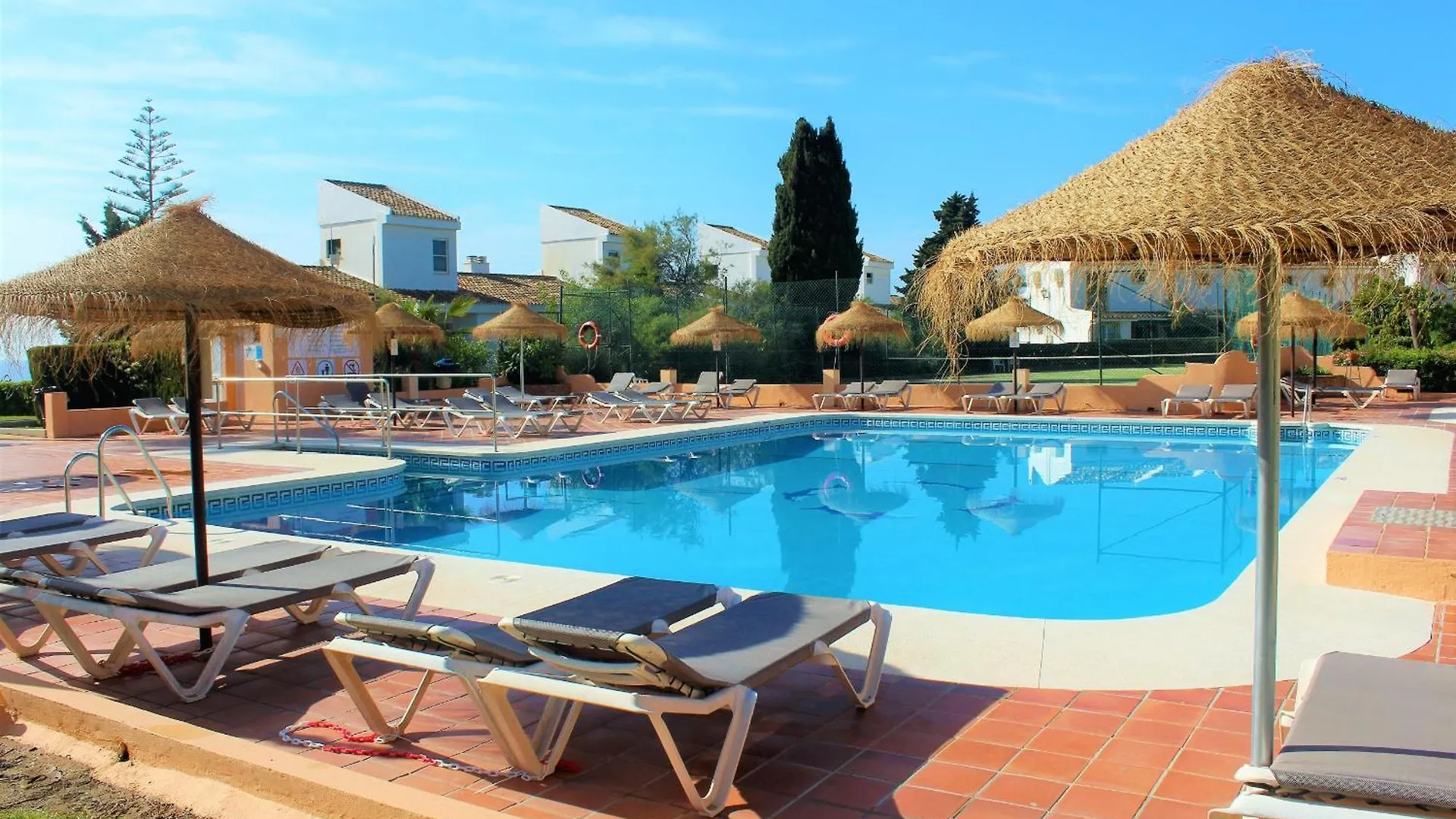 Garden & Sea Apartments Mijas Costa & Fuengirola El Faro 0*,  Spain