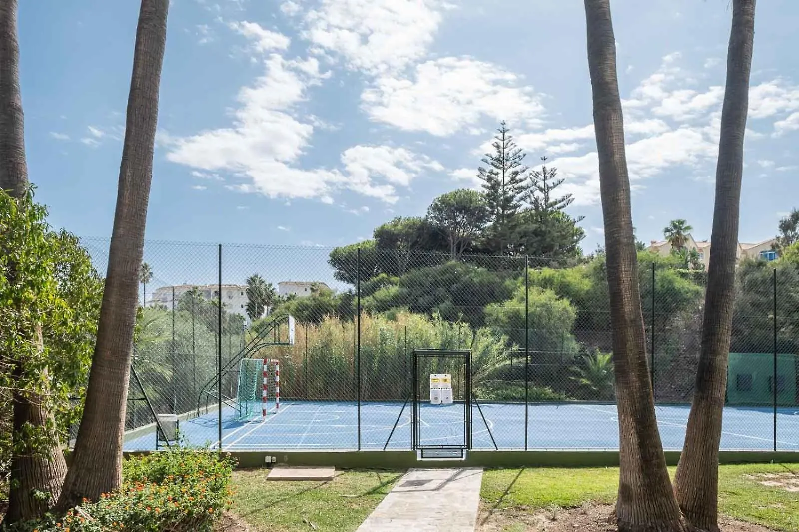 Garden & Sea Apartments Mijas Costa & Fuengirola El Faro 0*,